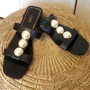 Black flats with pearls Zara size 39 (8.5)